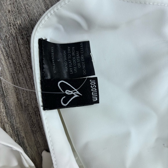 Back bow tie back with puff sleeve - Picture 3 of 5